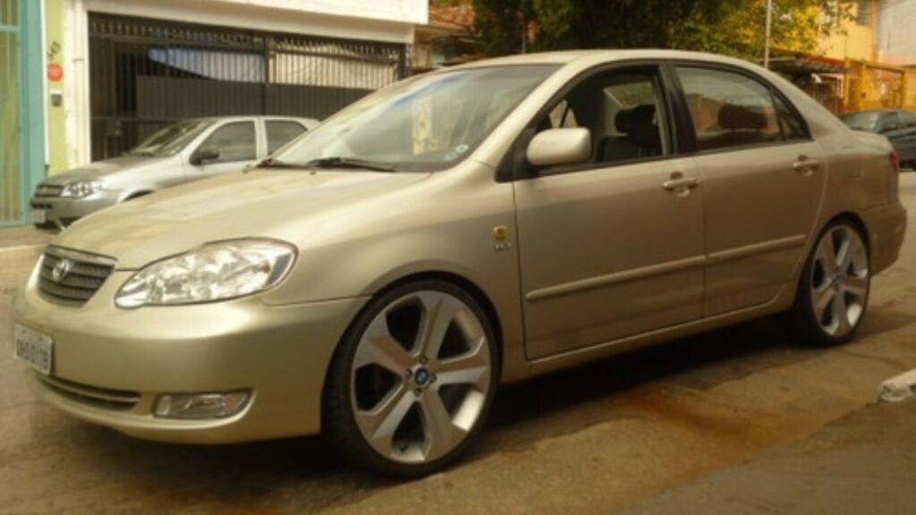 Corolla Brad Pitt Queima Óleo
