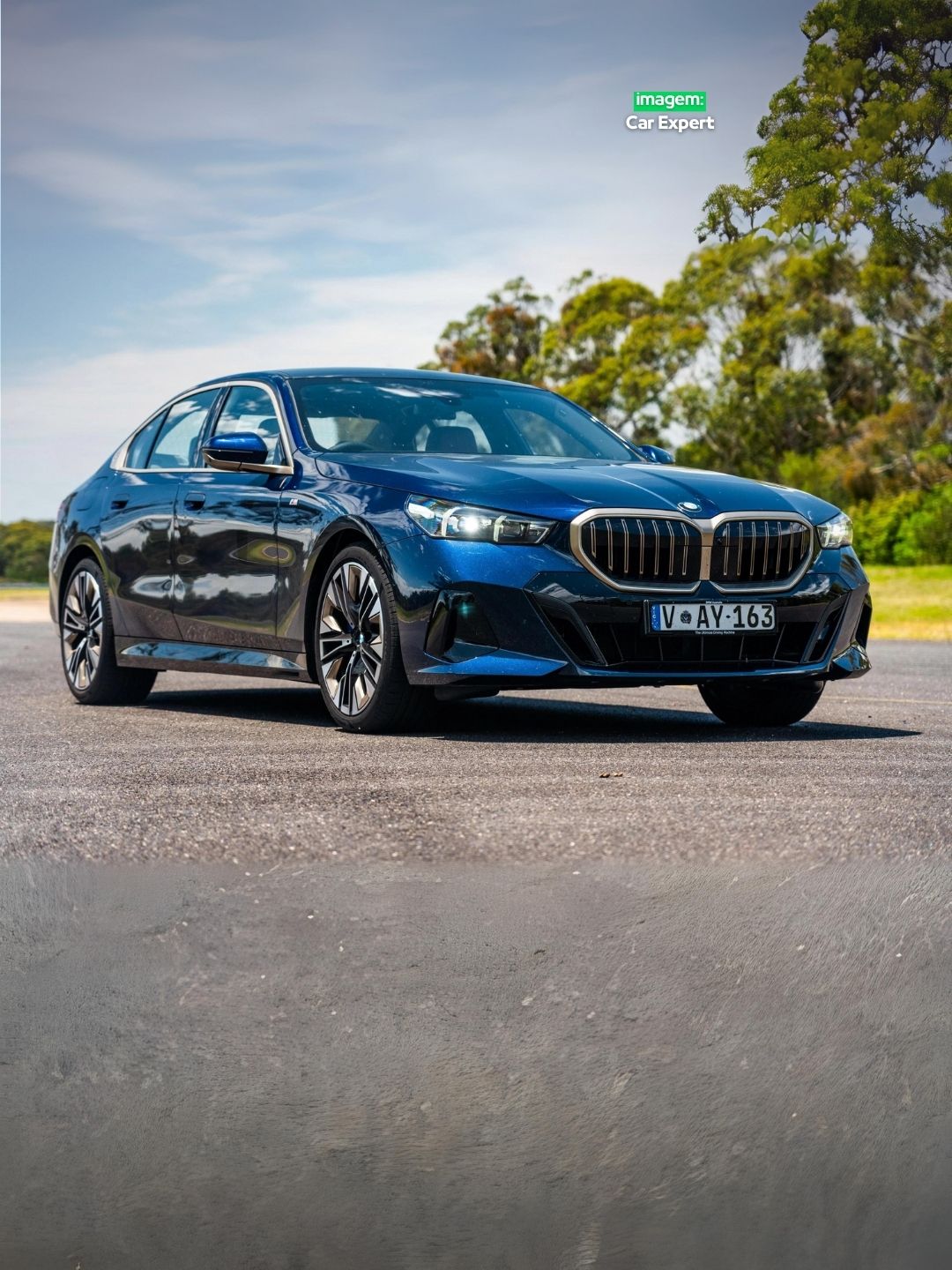 BMW dá adeus à tradição: fim da letra "i" nos nomes de carros a combustão