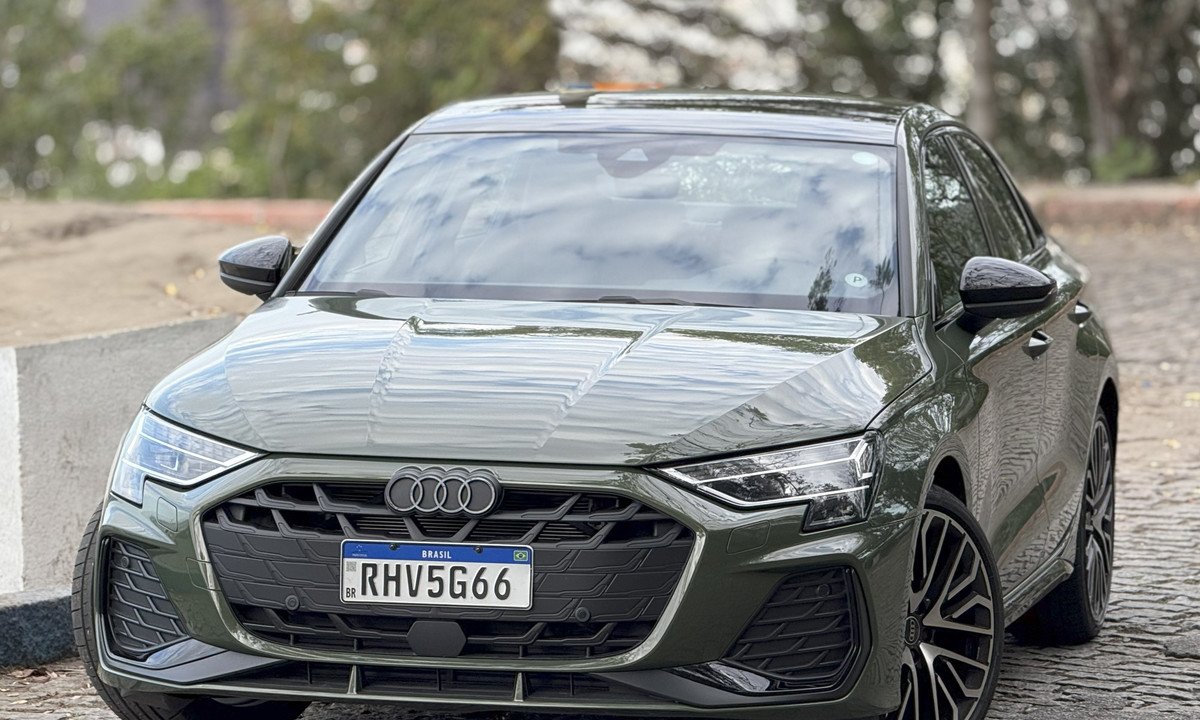 Audi A3 Sedan Performance Black 2025 chega por R$ 344.990 com motor 2.0 TFSI de 204 cv - Imagem do artigo