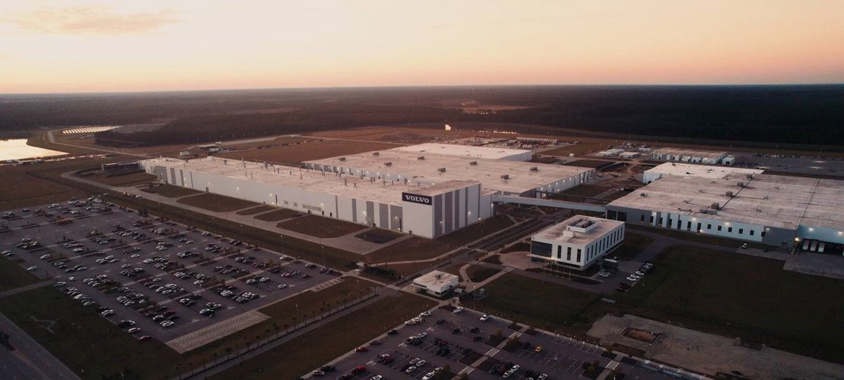 Volvo reforça aporte na Carolina do Sul e prepara SUV híbrido para produção norte-americana - Imagem do artigo
