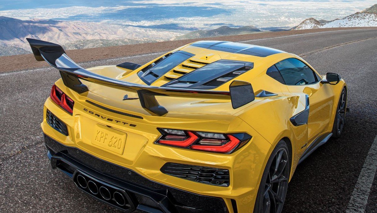 V8 do Corvette ZR1 é o único motor 100% a combustão na lista dos 10 melhores da Wards Auto - Imagem do artigo
