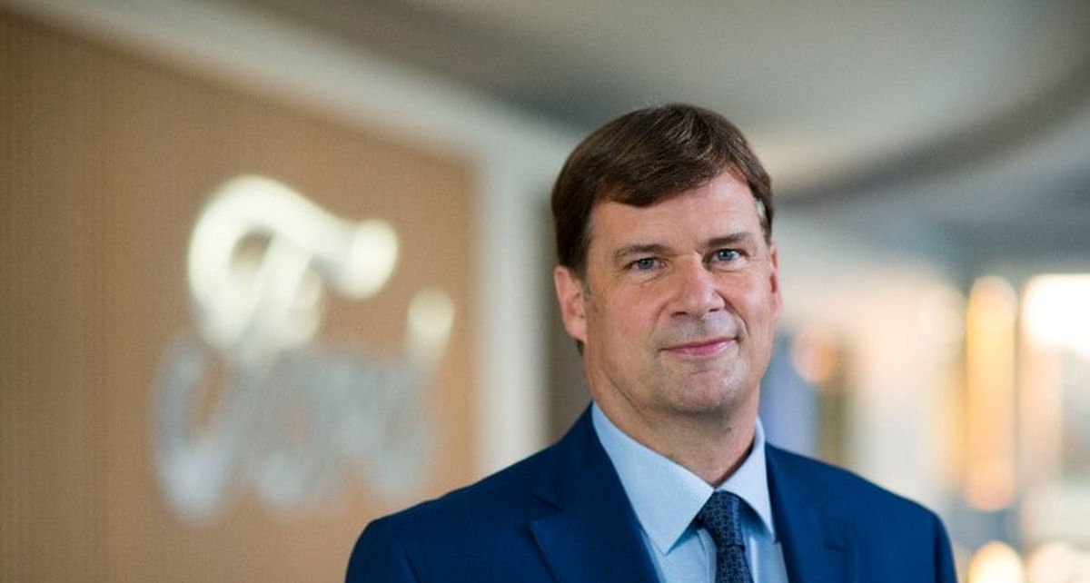 CEO da Ford admite atraso em relação às chinesas e anuncia plataforma elétrica inédita para 2027 - Imagem do artigo