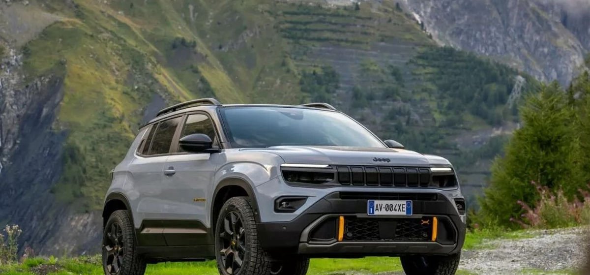 Jeep Avenger será fabricado no Rio de Janeiro e chega ao país em 2026 como opção mais acessível da marca - Imagem do artigo