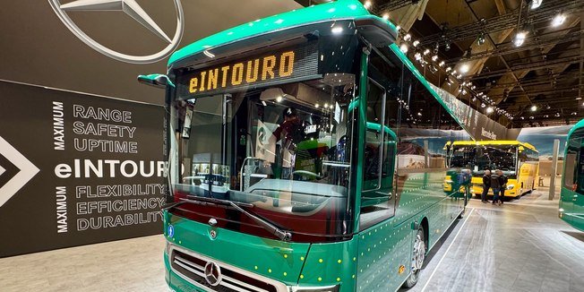 Mercedes-Benz apresenta eINTOURO, ônibus intermunicipal 100% elétrico com até 500 km de autonomia - Imagem do artigo