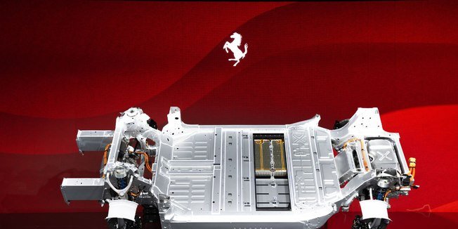 Ferrari revela chassi de seu primeiro carro 100% elétrico com autonomia de 530 km - Imagem do artigo