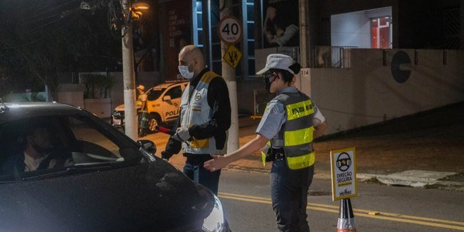 Sistema de Notificação Eletrônica garante desconto de até 40% em multas de trânsito - Imagem do artigo