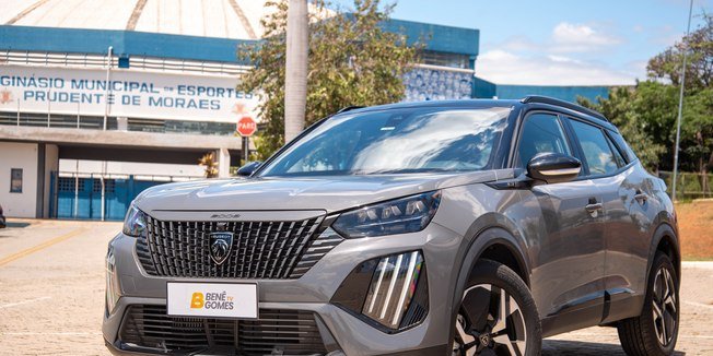 Peugeot 2008 GT Hybrid estreia na linha 2026 com sistema híbrido leve e consumo de 13 km/l - Imagem do artigo