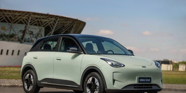 Geely EX2 estreia no Brasil com preços a partir de R$ 119.990 para encarar o BYD Dolphin - Imagem do artigo