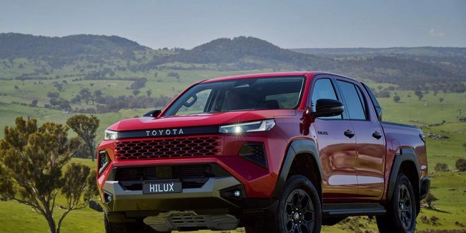 Toyota apresenta nova Hilux; picape desembarca no Brasil em 2026 - Imagem do artigo