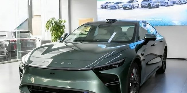 Chery registra Exeed Exlantix ES 2026 na China com autonomia de até 860 km - Imagem do artigo