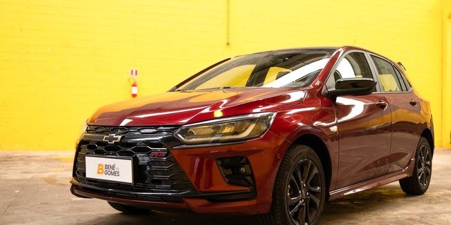 Chevrolet lança Onix RS 2026 com IA na calibração, visual esportivo e preço de R$ 130,2 mil - Imagem do artigo