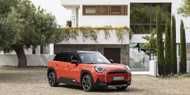 MINI inclui tecido com 92% de poliéster reciclado no interior de toda a linha - Imagem do artigo