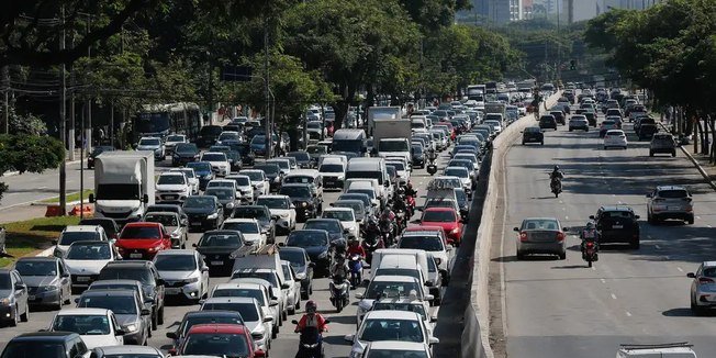 Proprietários já podem validar valor venal do veículo para o IPVA 2026 em São Paulo - Imagem do artigo